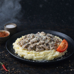 Бефстроганов с пюре